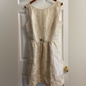 >>fun + funky closet clean out y’all! 🪩dresses, tops, and bottoms s, m, and l